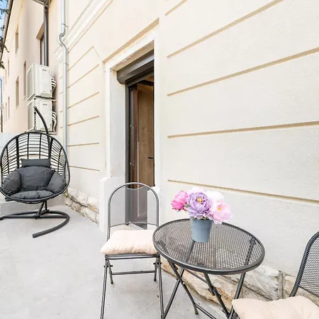 Daire Suncitylifestyle2- With A Terrace *
