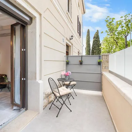 Suncitylifestyle2- With A Terrace * Poreč