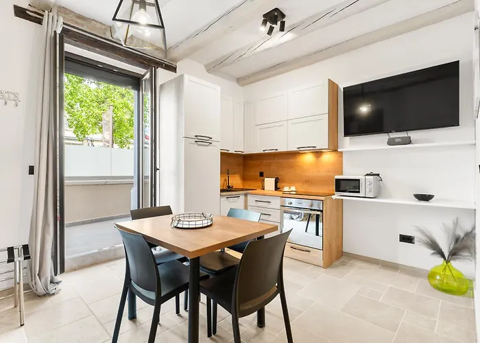 Daire Suncitylifestyle2- With A Terrace Poreč